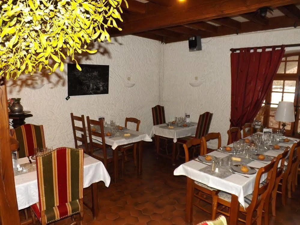 La Vieille Auberge du Lac Saint-Agnan  Exterior foto
